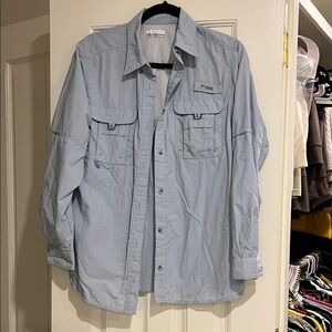 Columbia women’s fishing shirt  Sky Blue
